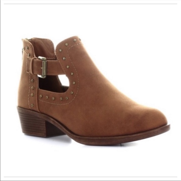 Seven7 Shoes - SEVEN7 BROWN SIDE BUCKLE ANKLE BOOTS